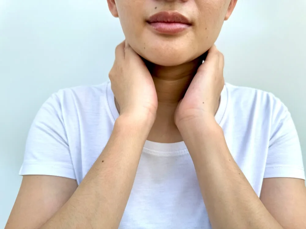 thyroid doctor lansing mi